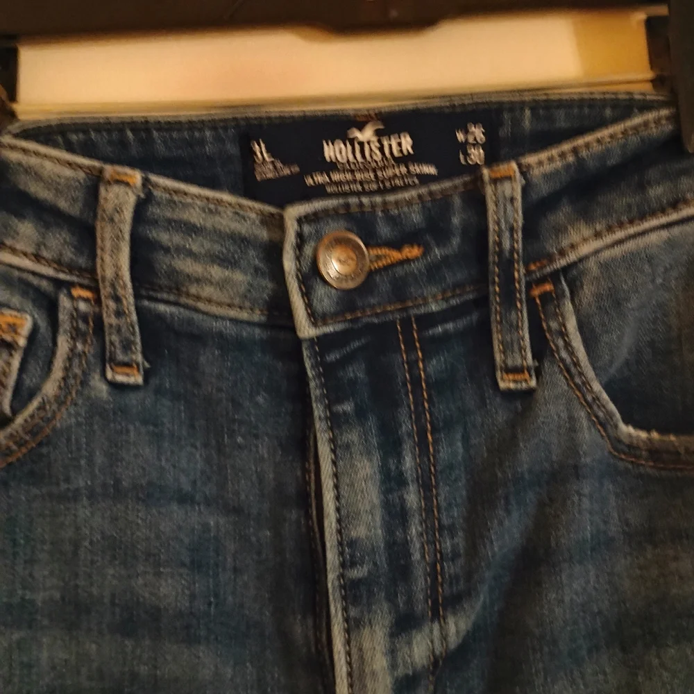 Hollister Tall Skinny Jeans - Picture 2 of 2